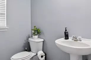 13540 Arcadian Dr, Leesburg, VA 20176 - Photo 23