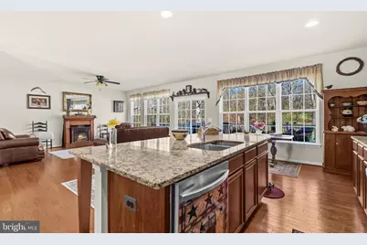 18184 Presidio Place, Round Hill, VA 20141 - Photo 9