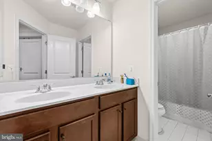 42029 Spruce Point Ct, Brambleton, VA 20148 - Photo 25