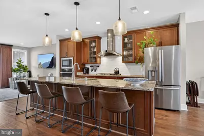 23048 Lavallette Square, Brambleton, VA 20148 - Photo 9