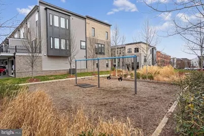 23048 Lavallette Square, Brambleton, VA 20148 - Photo 117