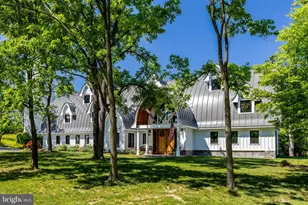 18360 Turnberry Dr, Round Hill, VA 20141 - Photo 1