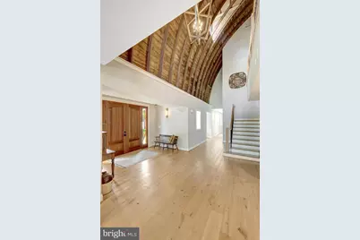 18360 Turnberry Drive, Round Hill, VA 20141 - Photo 11