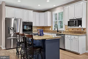 22817 Portico Pl, Brambleton, VA 20148 - Photo 13