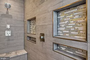 22817 Portico Pl, Brambleton, VA 20148 - Photo 39