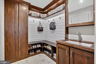 22817 Portico Pl, Brambleton, VA 20148 - Photo 27