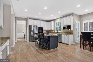 22817 Portico Pl, Brambleton, VA 20148 - Photo 13