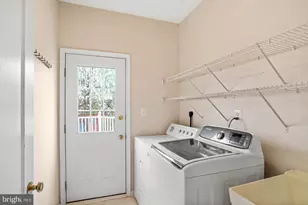 43513 Lucketts Bridge Cir, Ashburn, VA 20148 - Photo 23