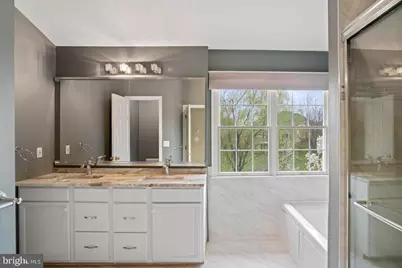 43513 Lucketts Bridge Circle, Ashburn, VA 20148 - Photo 35