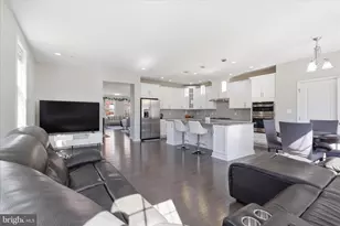 23488 Logans Ridge Terrace, Ashburn, VA 20148 - Photo 31