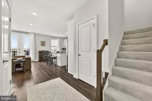 42619 Nubbins Ter, Ashburn, VA 20147 - Photo 17