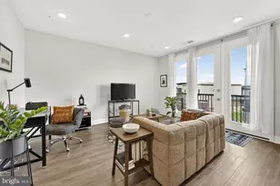 42619 Nubbins Ter, Ashburn, VA 20147 - Photo 19