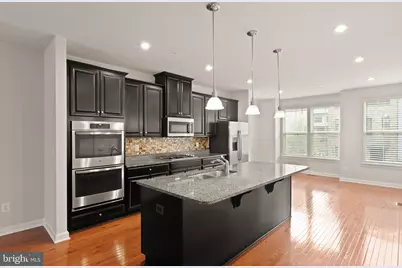 22308 Seabring Terrace, Ashburn, VA 20148 - Photo 17