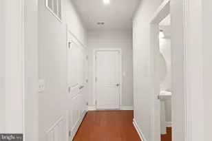 22308 Seabring Terrace, Ashburn, VA 20148 - Photo 7