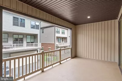 22308 Seabring Terrace, Ashburn, VA 20148 - Photo 9