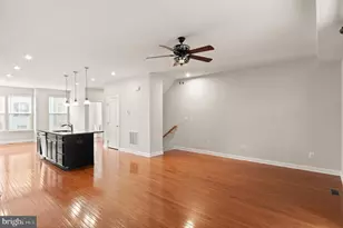 22308 Seabring Terrace, Ashburn, VA 20148 - Photo 5