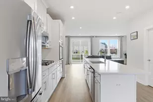 24173 Thurso Sq, Sterling, VA 20166 - Photo 17