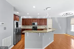 25160 Riding Center Dr, Chantilly, VA 20152 - Photo 11