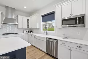 41490 Bedford Fls Ct, Aldie, VA 20105 - Photo 5