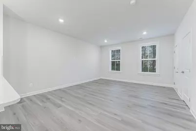 21815 Express Terrace, Ashburn, VA 20147 - Photo 9