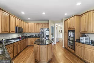 19082 Parallel Bluffs Ct, Leesburg, VA 20176 - Photo 37