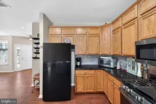 44348 Sunset Maple Dr, Ashburn, VA 20147 - Photo 15