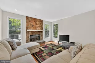 43355 La Belle Pl, Ashburn, VA 20147 - Photo 31