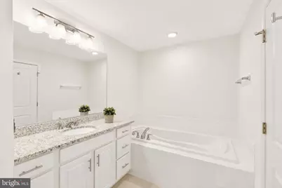 42410 Dogwood Glen Square, Sterling, VA 20166 - Photo 17
