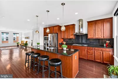 42410 Dogwood Glen Square, Sterling, VA 20166 - Photo 5