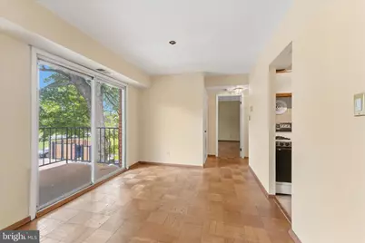 125 Clubhouse Drive SW #8, Leesburg, VA 20175 - Photo 11