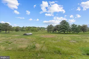 125 Clubhouse Dr SW, Leesburg, VA 20175 - Photo 17