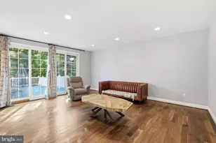 43949 Bruceton Mills Cir, Ashburn, VA 20147 - Photo 17