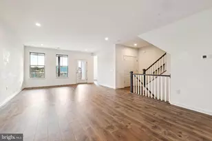 46007 Woodpecker Sq, Sterling, VA 20165 - Photo 9