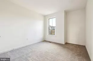 46007 Woodpecker Sq, Sterling, VA 20165 - Photo 19