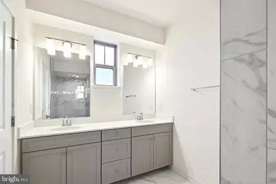 46007 Woodpecker Sq., Sterling, VA 20165 - Photo 17