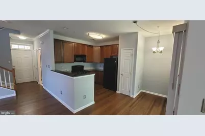 43840 Hickory Corner Terrace #114, Ashburn, VA 20147 - Photo 3