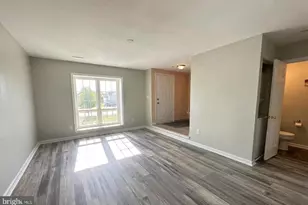 326 Lancaster Square, Sterling, VA 20164 - Photo 9