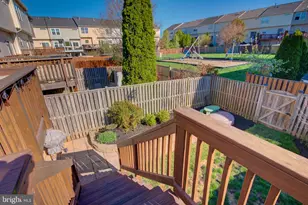 528 Tuliptree Square NE, Leesburg, VA 20176 - Photo 17