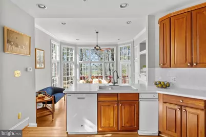 47772 Scotsborough Square, Potomac Falls, VA 20165 - Photo 39