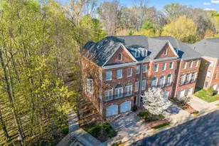 47772 Scotsborough Square, Potomac Falls, VA 20165 - Photo 77