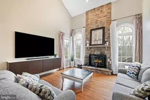 22769 Zulla Chase Pl, Ashburn, VA 20148 - Photo 9