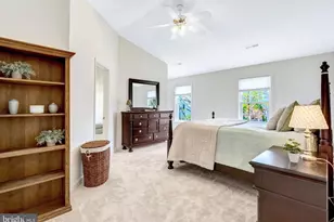 20799 Amberview Ct, Ashburn, VA 20147 - Photo 19