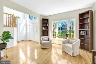 20799 Amberview Ct, Ashburn, VA 20147 - Photo 3