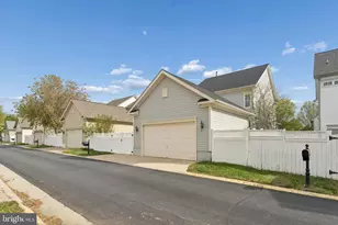 23342 Higbee Ln, Brambleton, VA 20148 - Photo 73