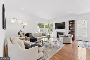23342 Higbee Ln, Brambleton, VA 20148 - Photo 19