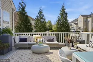 22320 Lost Branch Cir, Ashburn, VA 20148 - Photo 11