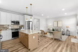 21555 Trowbridge Square, Ashburn, VA 20147 - Photo 3