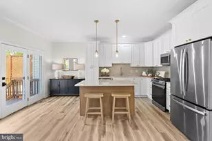 21555 Trowbridge Square, Ashburn, VA 20147 - Photo 7