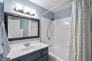 20250 Brookview Square, Ashburn, VA 20147 - Photo 27