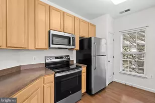 42446 Mayflower Terrace, Brambleton, VA 20148 - Photo 9